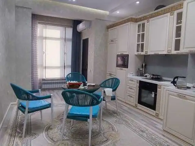 2-комн. квартира, 9 этаж, 99м², Сомони, Душанбе