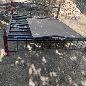 Двуспальная кровать, Душанбе