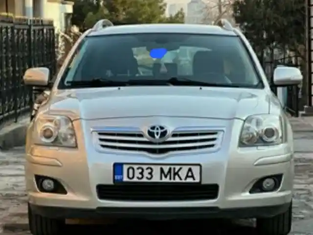 Лобовое стекло от Toyota Avensis, Душанбе