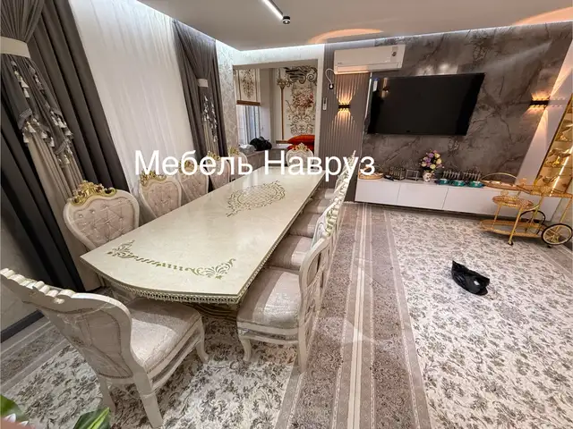 Стол и стул, Душанбе