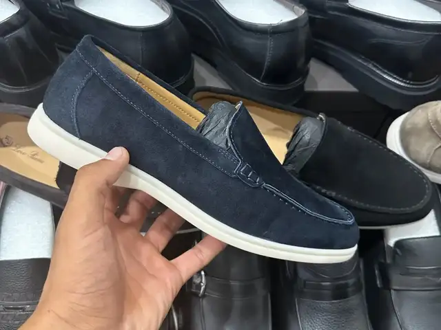Лоферы Loro Piana, Хуҷанд