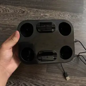Беспроводной зарядник PS5, Хуҷанд