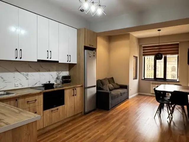 2-комн. квартира, 16 этаж, 50м², Дом печать ПАЙКАР , Душанбе