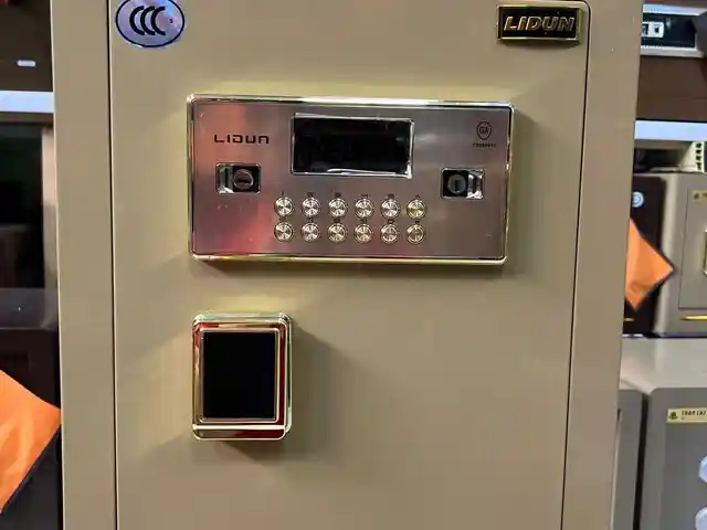 Сейф 45 gl, Душанбе