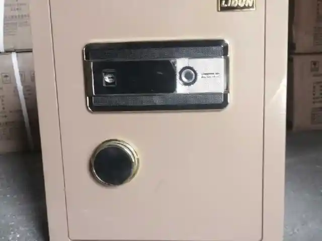 Сейф 45L, Душанбе