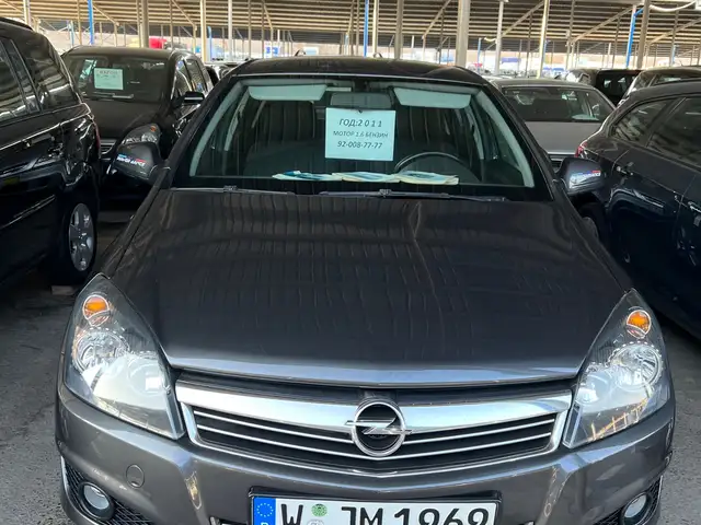 Opel Astra H
