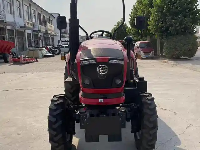 Трактор Dongfeng 504, Душанбе
