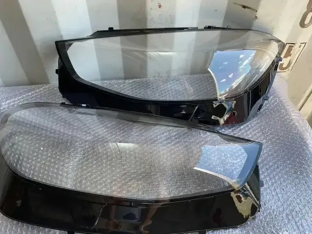 Стекло фары от Mercedes S W223, Худжанд