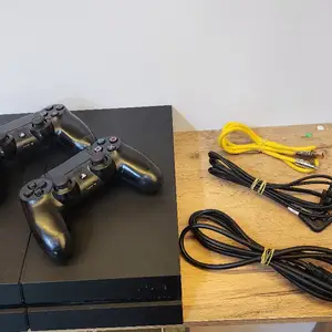 Игровая приставка Sony PlayStation 4 Fat, 1tb, Хуҷанд