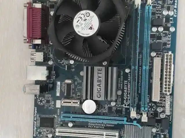 Материнская плата Gigabyte DDR3, Душанбе