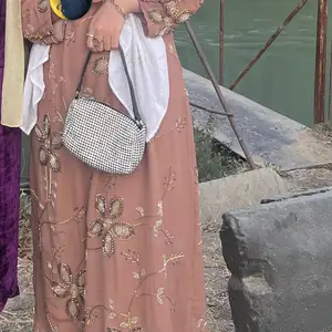 Национальное платье, Душанбе
