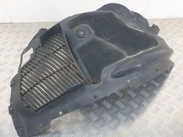 Подкрылок BMW X5 F15, Худжанд