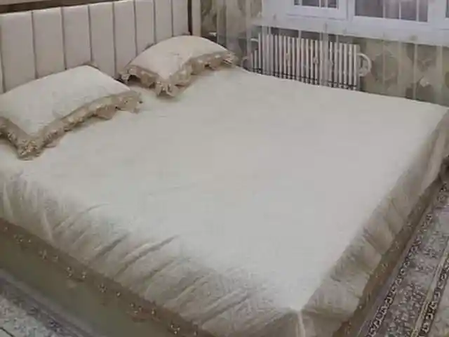 Кровать двуспальная, Душанбе