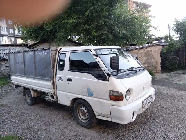 Бортовой автомобиль Hyundai Porter, 2001, Душанбе