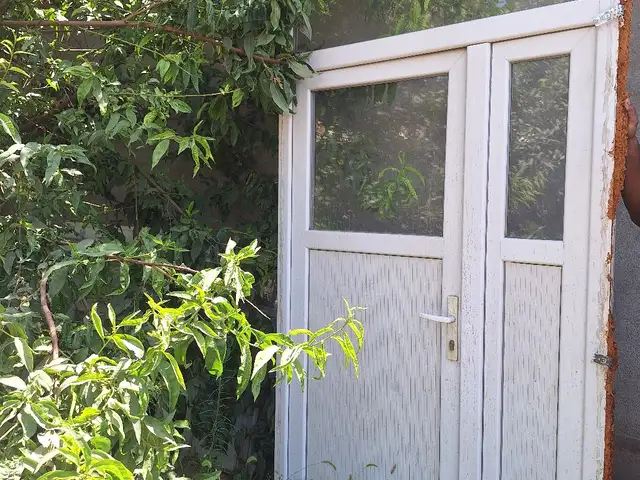 Дари пластик, Турсунзаде