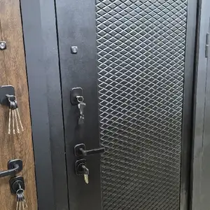 Дверь, Душанбе