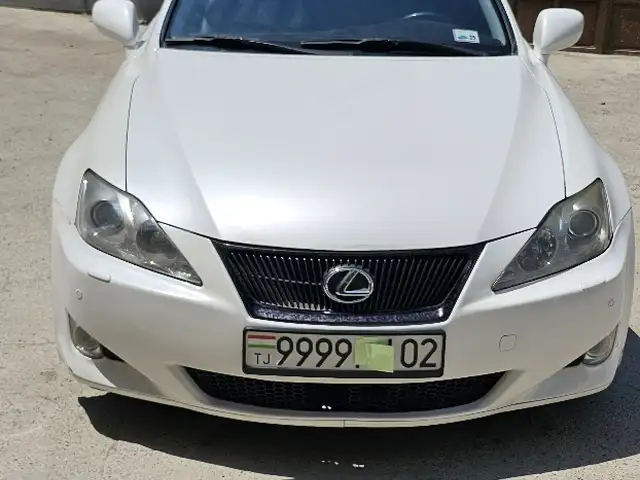 Lexus IS series