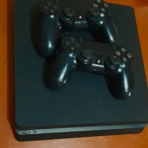 Игровая приставка Sony PlayStation 4slim, Душанбе
