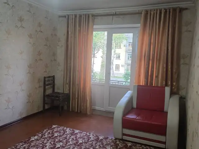 3-комн. квартира, 3 этаж, 70м², сомони, Душанбе