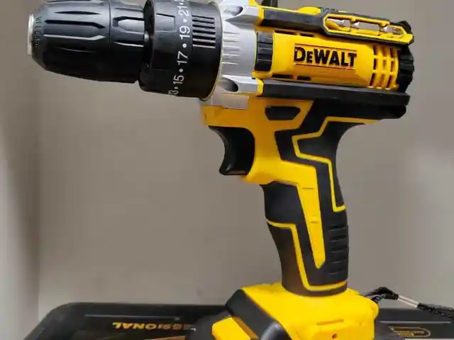 Шуруповерт DeWalt, Душанбе
