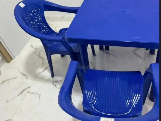 Cтол и стулья, Душанбе