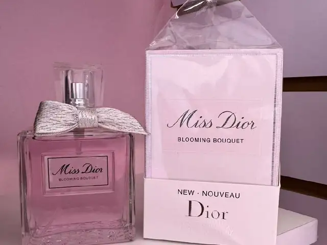 Духи Miss Dior, Худжанд