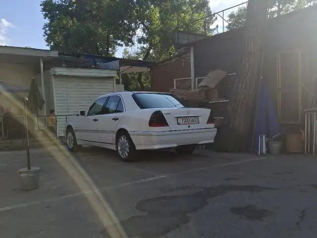Mercedes-Benz C class
