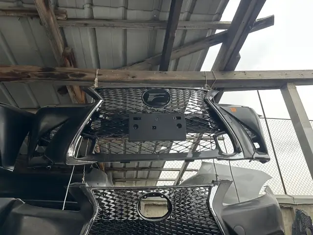 Бампер на Lexus is 250, Душанбе
