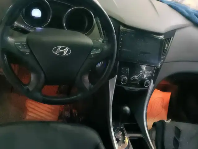 Hyundai Sonata, 2011, Худжанд - 8