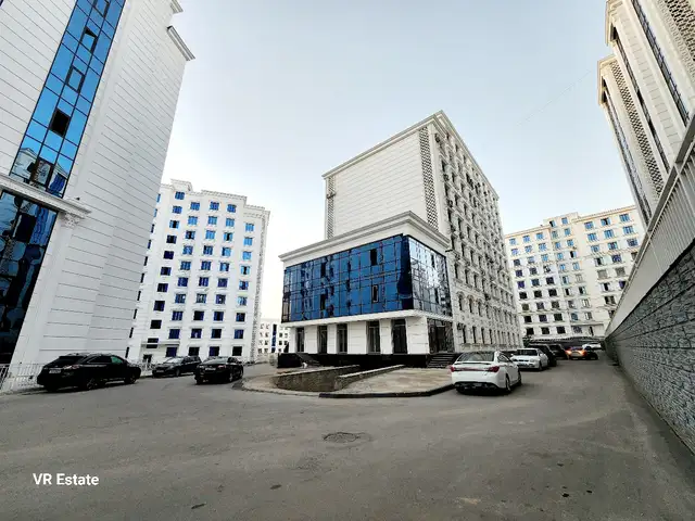 Тичорати фуруши - Парковка - Помещение, Душанбе