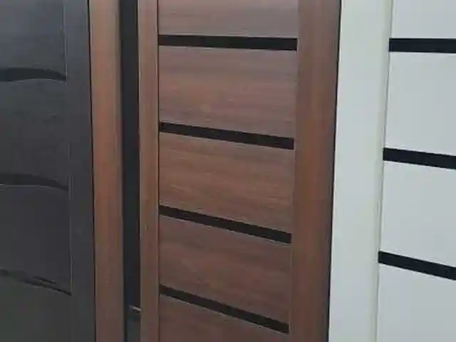 Дверь, Душанбе