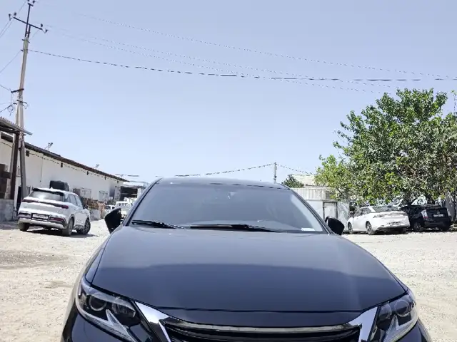 Lexus ES series
