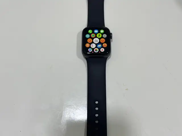 Смарт часы Apple Watch SE, Худжанд