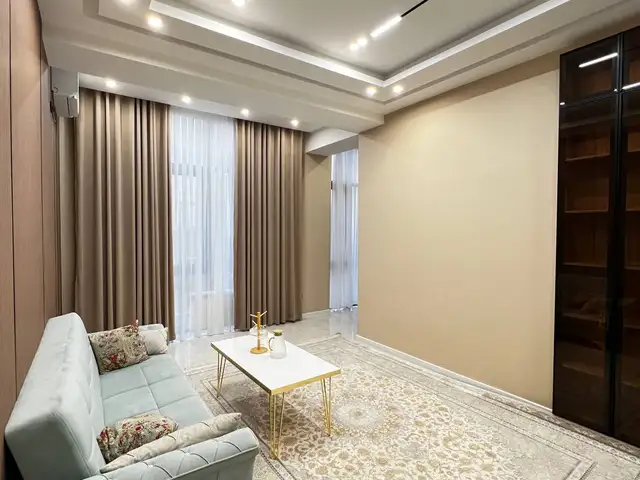 2-комн. квартира, 12 этаж, 56м², Шохмансур, Душанбе