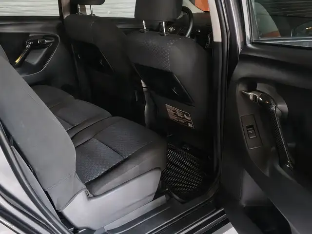 Toyota Corolla Verso, 2010, Душанбе - 14
