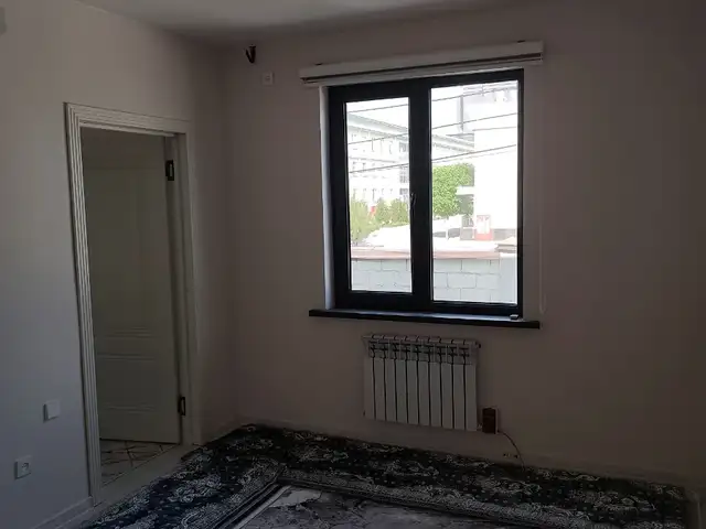 1-комн. квартира, 2 этаж, 30м², Исмоили Сомони, Душанбе