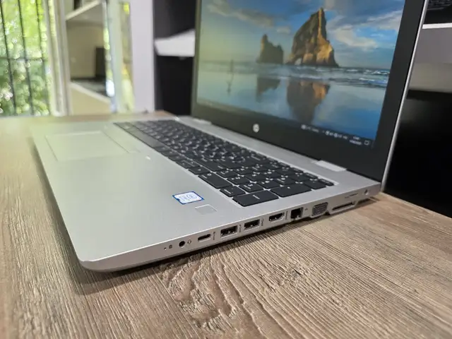 Ноутбук HP 15.6 Core i7-8565U / 8GB / SSD 256GB, Душанбе - 3