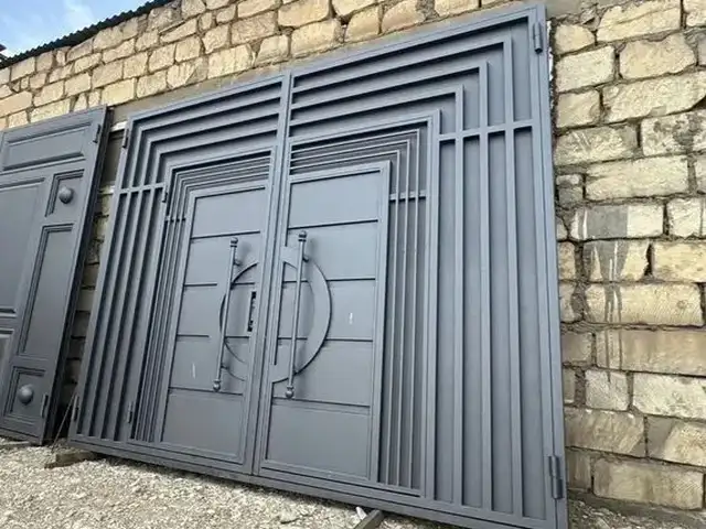 Дарвоза, Душанбе