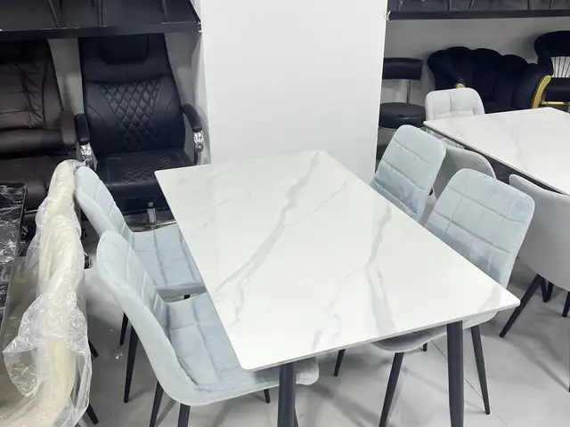Стол и стулья, Душанбе