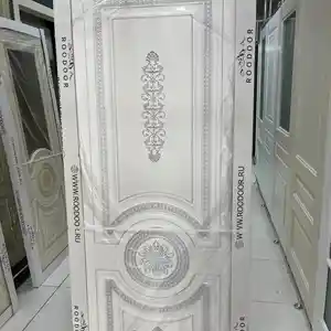 Дверь, Душанбе
