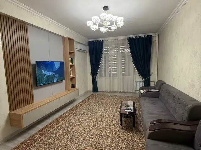 3-комн. квартира, 3 этаж, 98м², Чойхонаи Роҳат, Ориёнбанк, Душанбе