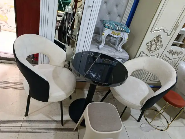 Стол со стульями, Душанбе