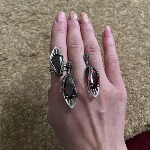 Национальные серебряные украшения, Душанбе