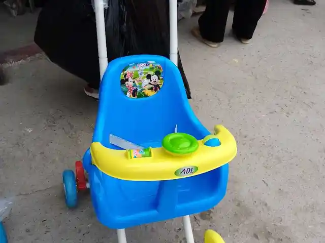 Детская прогулочная коляска, Душанбе
