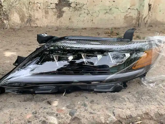 Фары на Toyota Camry 2, Душанбе