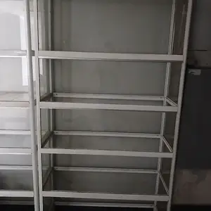 Стеллаж со стеклянными полками, Душанбе