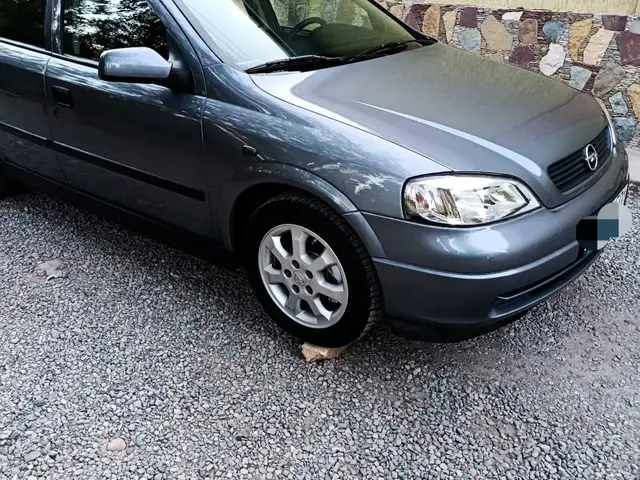 Opel Astra G