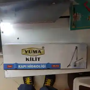 Доводчик, Душанбе