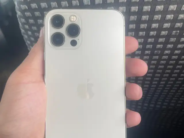Apple iPhone 12 pro, 128 gb, Gold, Шаҳринав