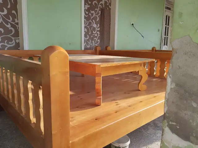 Тапчан, Бобоҷон Ғафуров